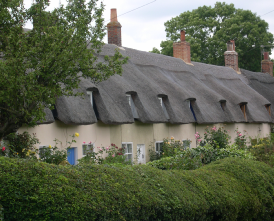 Thatched cottages in Melchbourne.